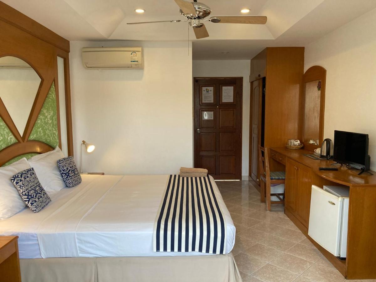 Waree'S Guesthouse Kata Beach  Exterior photo