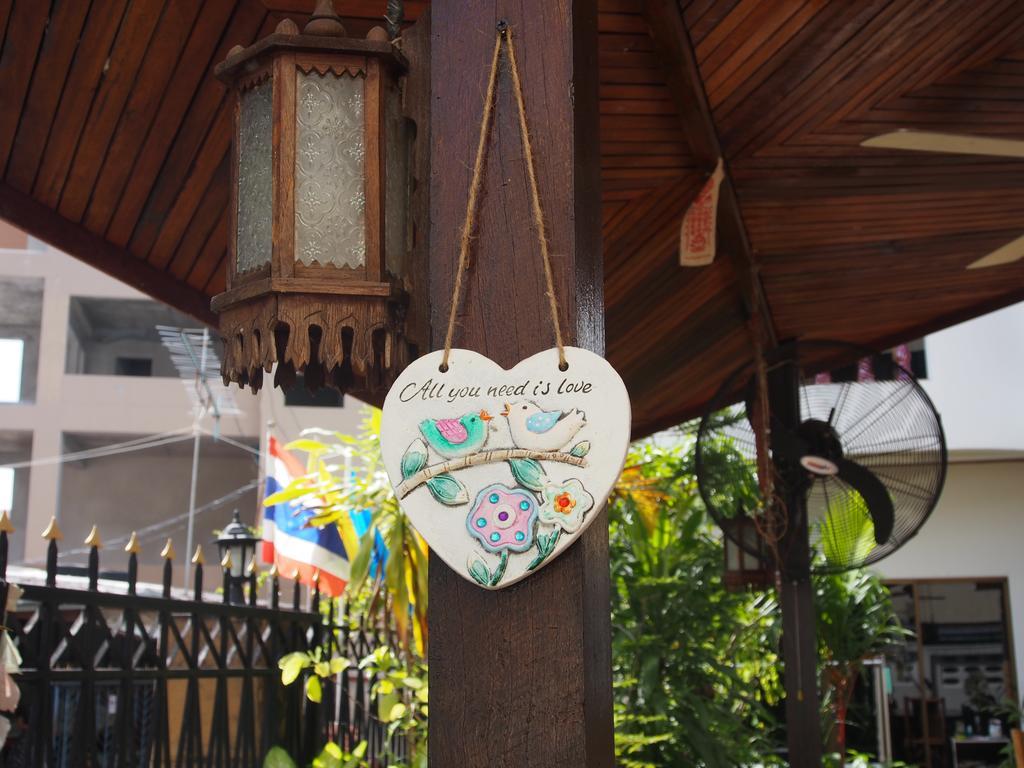 Waree'S Guesthouse Kata Beach  Exterior photo