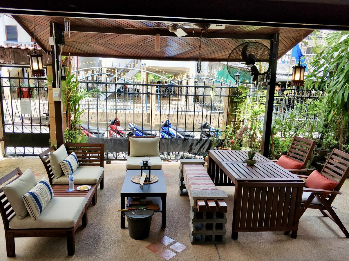 Waree'S Guesthouse Kata Beach  Exterior photo